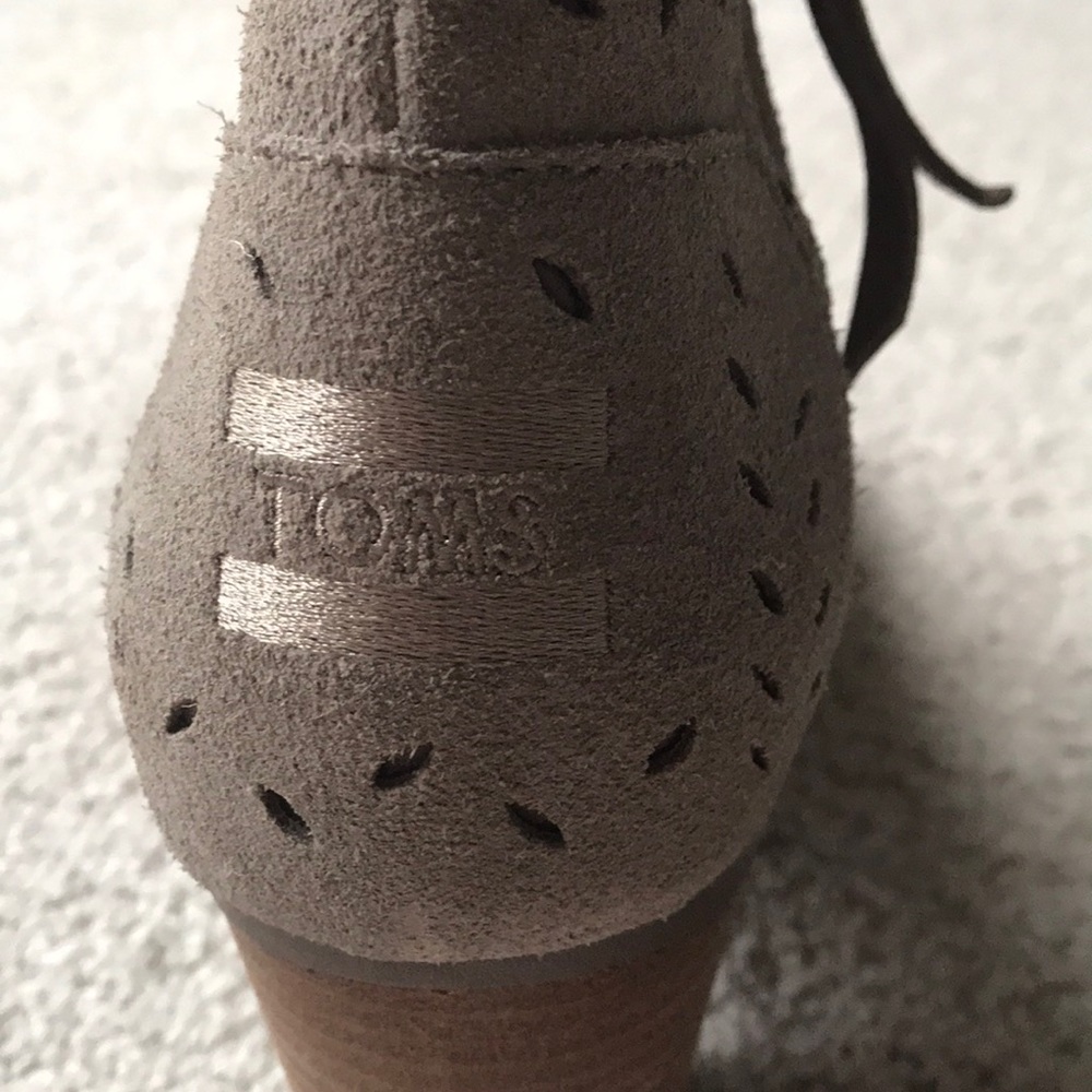 Toms Open Toe Booties - Picture 5 of 7